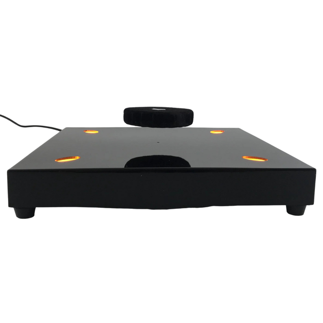 Magnetic Levitating Platform for Displaying Accessories and Decor