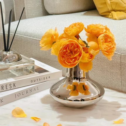 Modern Stainless Steel Vase with Mirror Finish for Home and Office Decoration