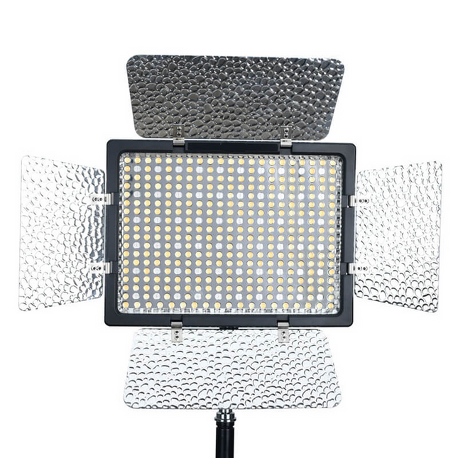 Portable RGB Bi-Color LED Video Light 18W 3200K–5600K with 2.4G Remote for Photography, Vlogging, and Streaming