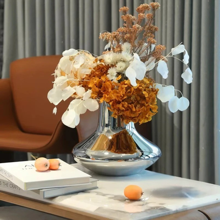 Modern Stainless Steel Vase with Mirror Finish for Home and Office Decoration
