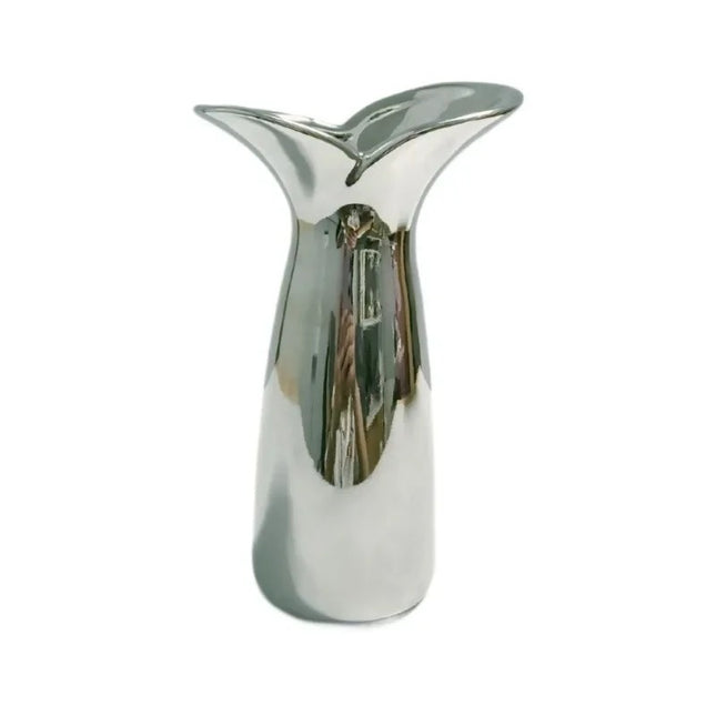 Stainless Steel Decorative Vase with Mirror Finish and Petal-Shaped Opening for Modern Home Décor