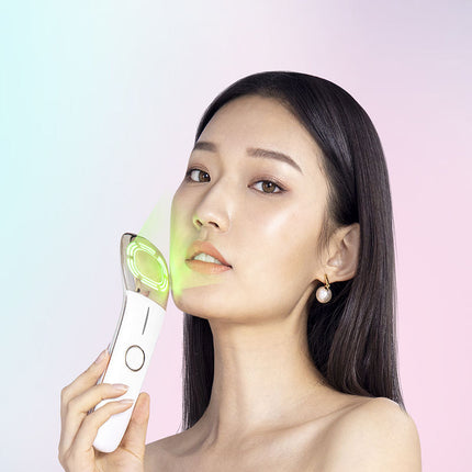 Portable LED Face Massager with Heating & Cooling Modes – Rechargeable Skin Care Tool