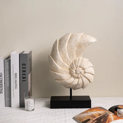 Elegant Coastal Conch Shell Decor Statue for Home & Outdoor Styling
