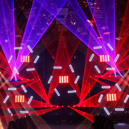 High-Output RGBW Moving Bar Light with Zoom Control, Chase LEDs and Infinite Motion for Stage Lighting