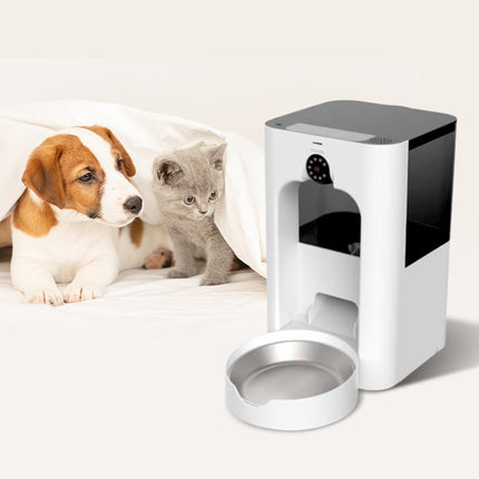 Intelligent Pet Food Dispenser with Camera, WiFi Connectivity and Programmable Feeding Schedule