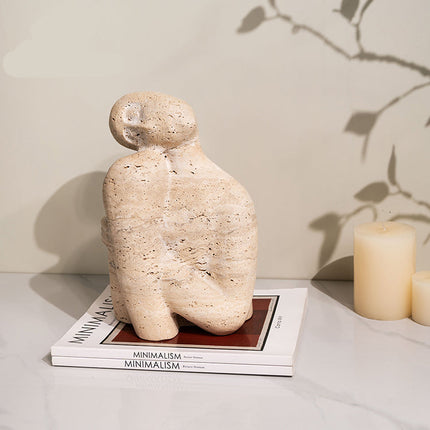 Contemporary Artistic Resin Sculpture – Elegant Decorative Accent for Home & Office