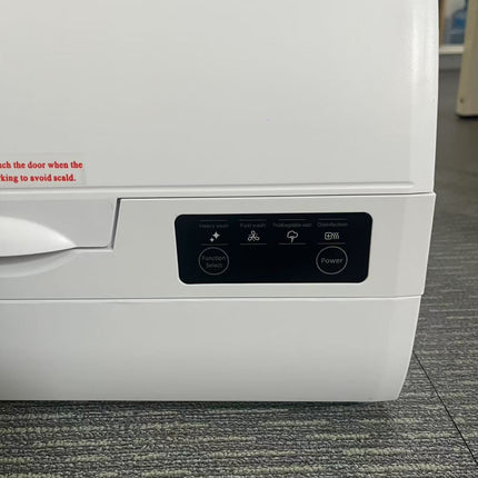 Compact Touch Screen Countertop Dishwasher 5 Place Capacity